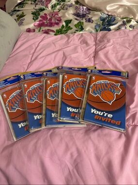New York Knicks "You’re Invited" Party Invitations (8Pack) - Orange & Blue.(5)